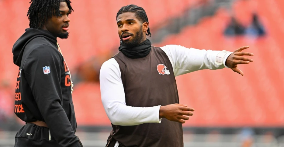 Browns QB Shedeur Sanders pulls in his first NFL award