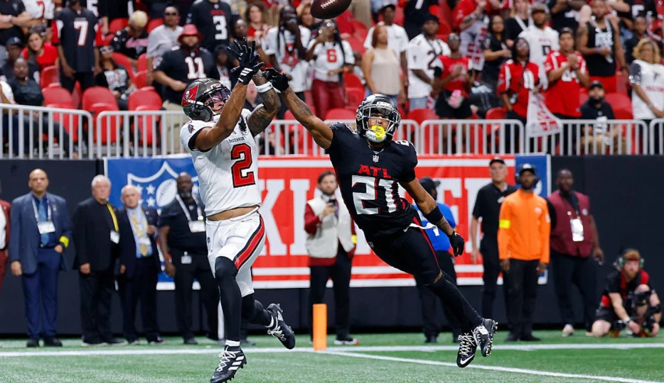 Buccaneers vs. Falcons Prediction, Odds, Picks for Thursday Night Football