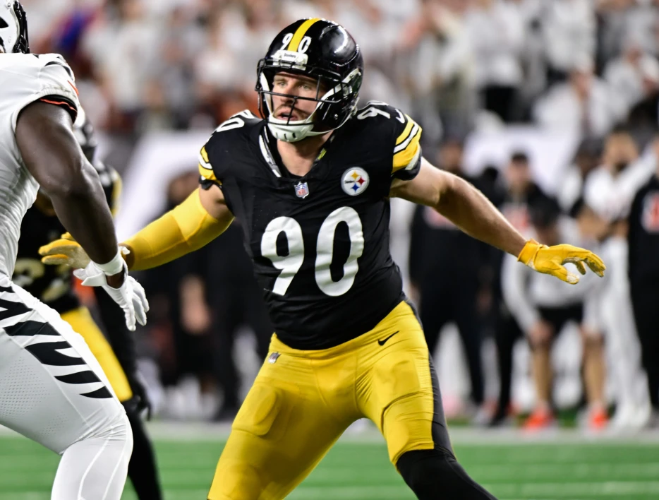 Mike Tomlin Updates Status of Steelers OLB T.J. Watt