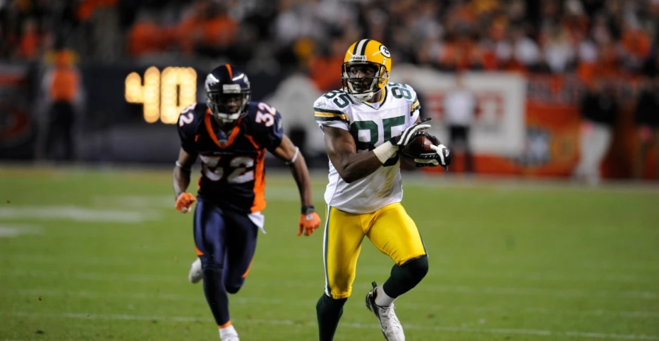 Home teams have dominated in Packers’ history with Broncos