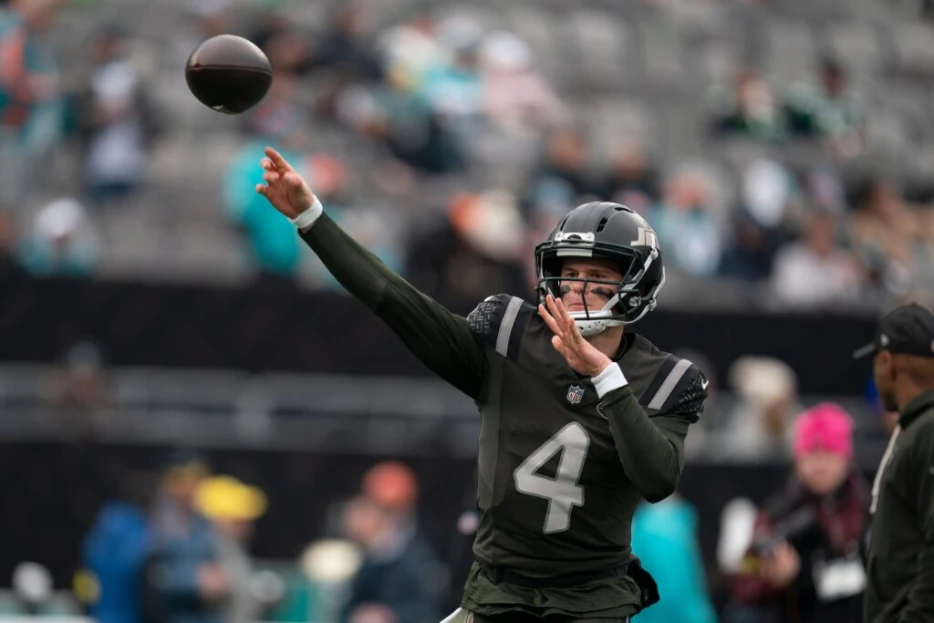 Jets To Start QB Brady Cook In Week 15