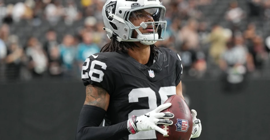 Las Vegas Raiders-Philadelphia Eagles FEED Topic: Can Darien Porter continue to ascend?