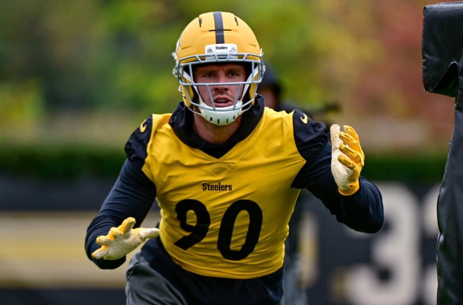 Steelers Teammates React to T.J. Watt’s Injury: ‘Praying for Him’