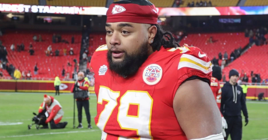 The Chiefs’ coaches are ready to see more of rookie tackle Esa Pole