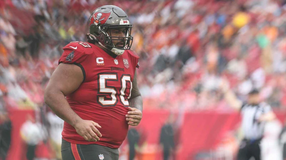 Vita Vea shows up on offense to help Buccaneers score vs. Falcons
