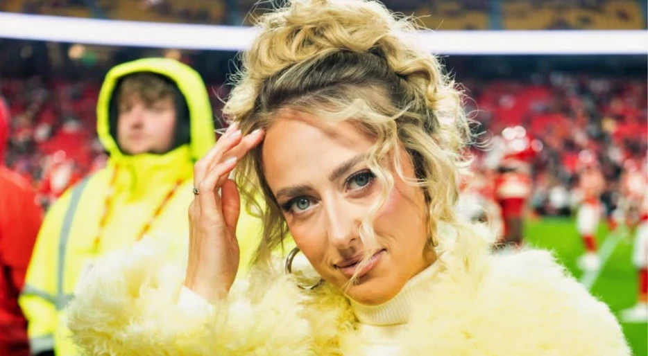 Brittany Mahomes Abandons Kansas City Chiefs Red For All-White Outfit At WAGs Xmas Party [PHOTOS]