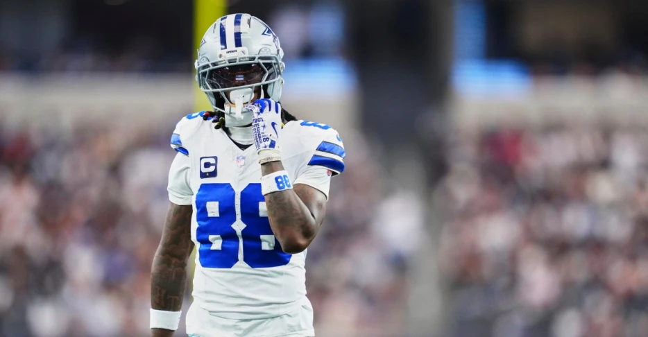 Cowboys news: CeeDee Lamb clears concussion protocol, set to play Sunday