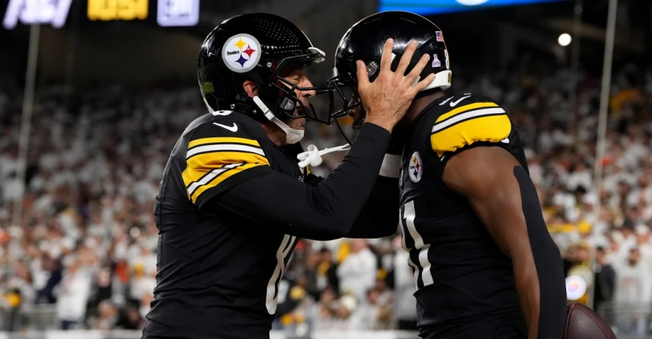 Dolphins vs. Steelers preview: Is Mike Tomlin on the hot seat? Understanding Pittsburgh’s 2025 season
