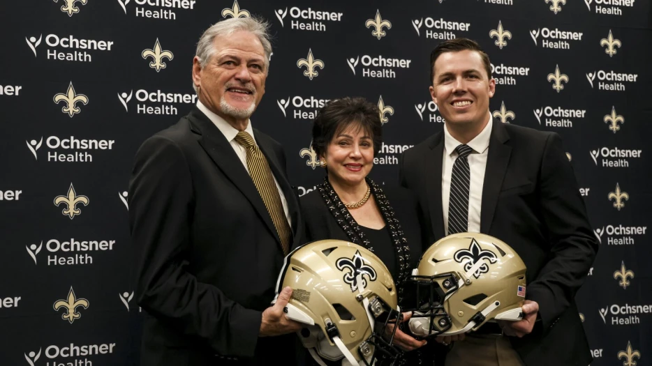 Saints owner Gayle Benson: Idea of firing G.M. Mickey Loomis is ridiculous