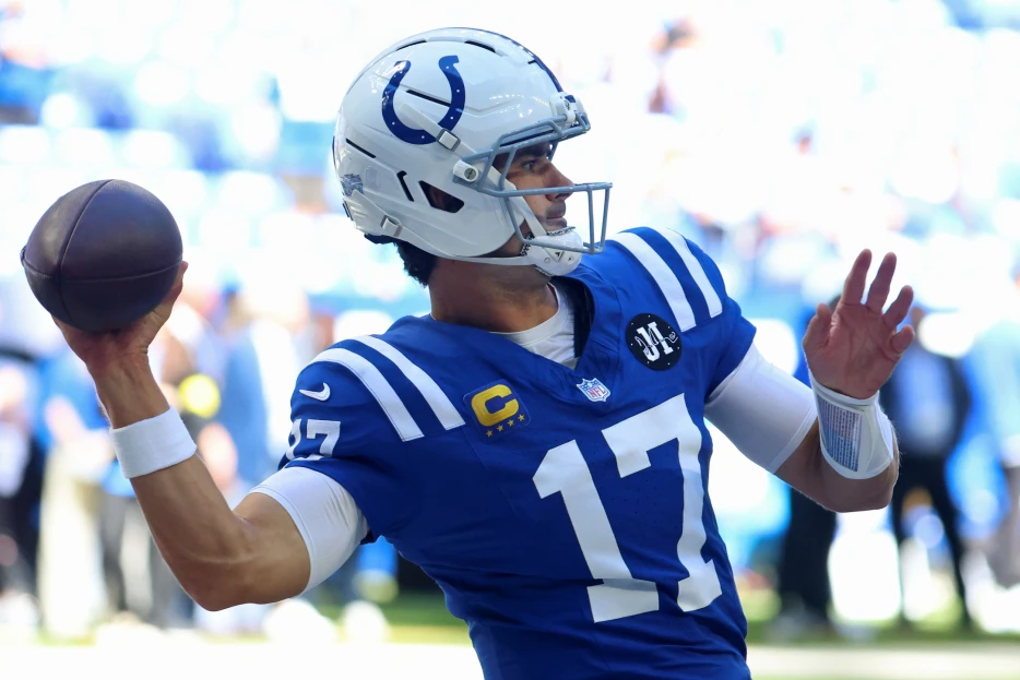 Daniel Jones Targeting Return At Start Of Training Camp In 2026