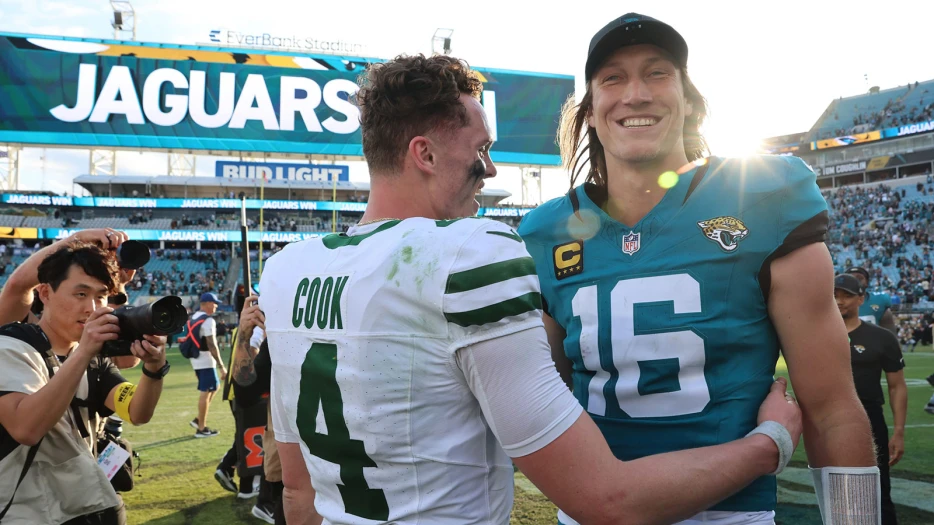 Jaguars’ Trevor Lawrence, Travis Etienne Jr. enjoy career games vs. pathetic Jets