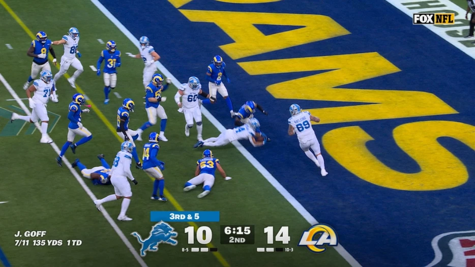 Jared Goff finds Amon-Ra St. Brown for 17-yard TD to give Lions lead over Rams