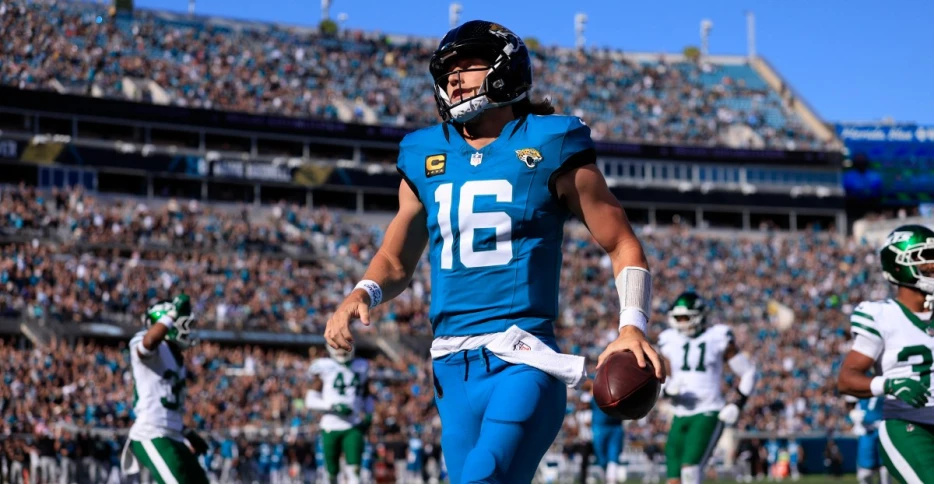 Lawrence shines as Jaguars destroy Jets at EverBank