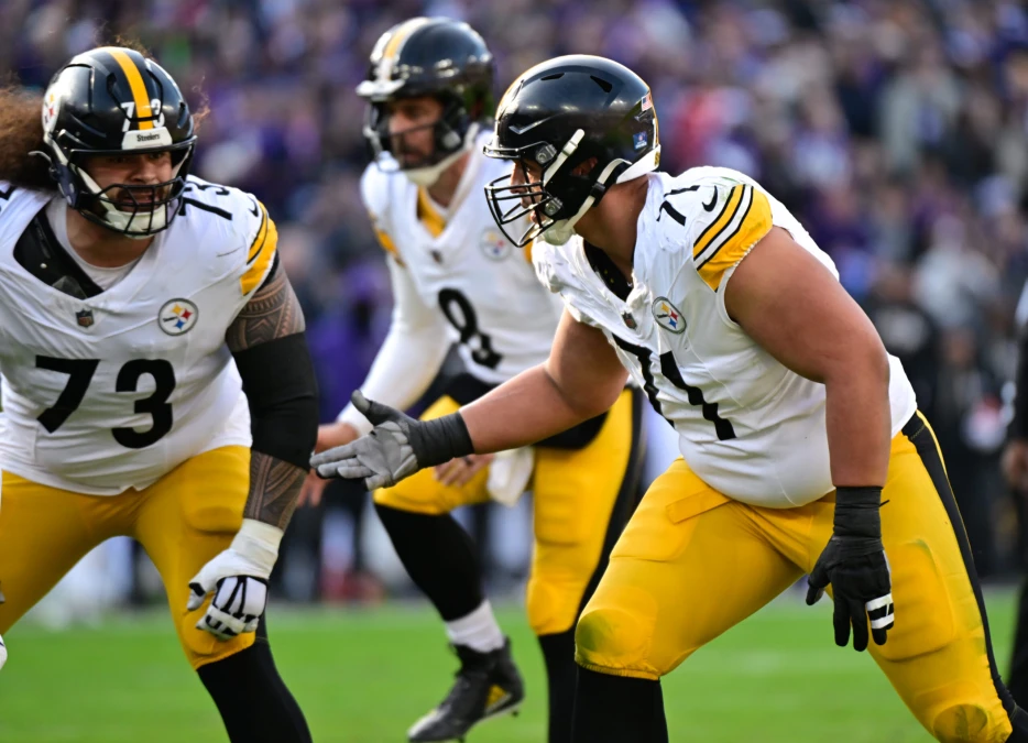 Steelers Rule Out Starting Offensive Lineman vs. Dolphins