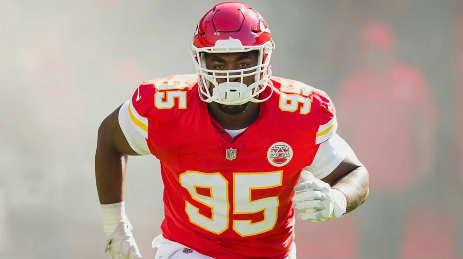 Chiefs’ Chris Jones found out about playoff elimination live at the podium