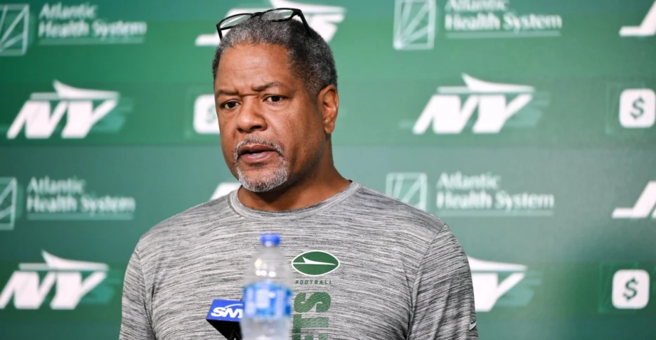 Jets fire defensive coordinator Steve Wilks