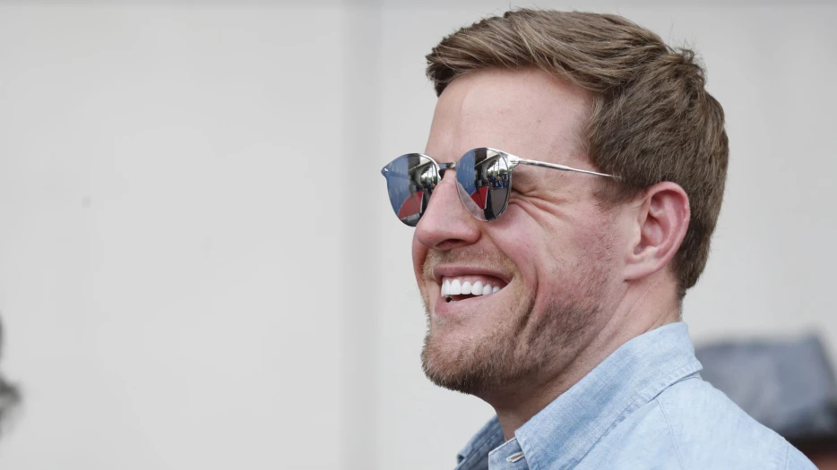 J.J. Watt Not Pressing Panic Button After Patriots’ Letdown Loss