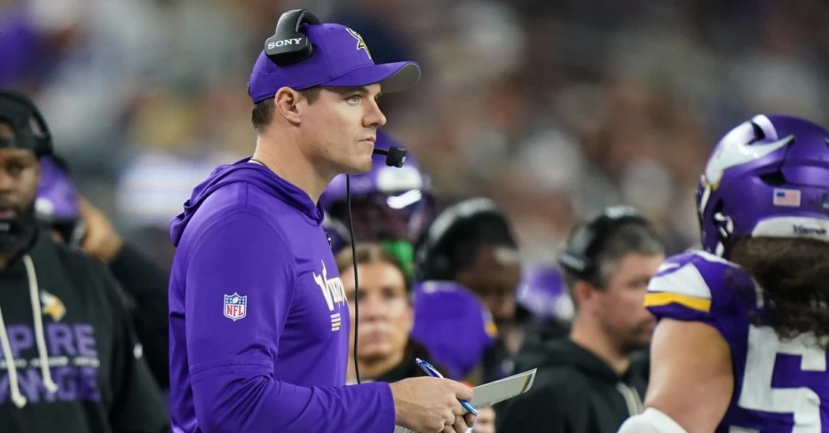 Minnesota Vikings at Dallas Cowboys: Key Information and First Quarter Discussion