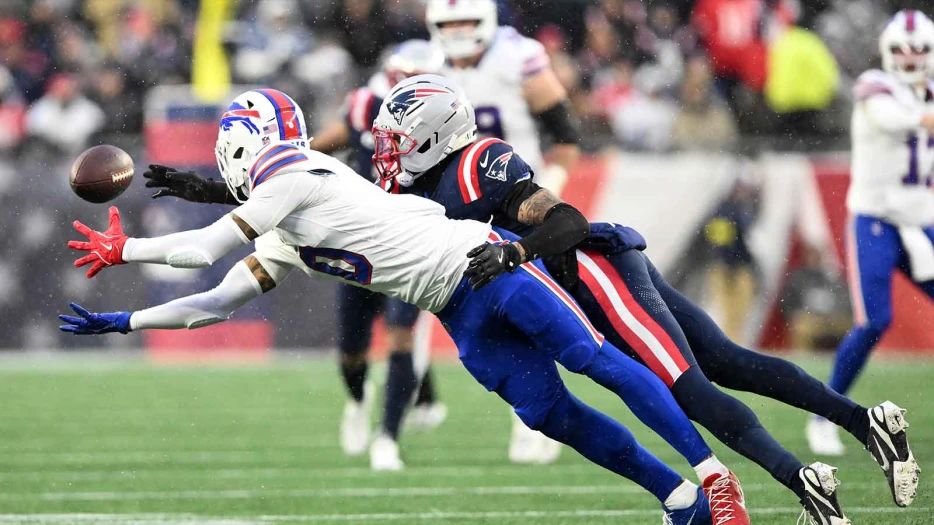 Patriots’ Carlton Davis sends stern message to refs after controversial PI call during Bills game