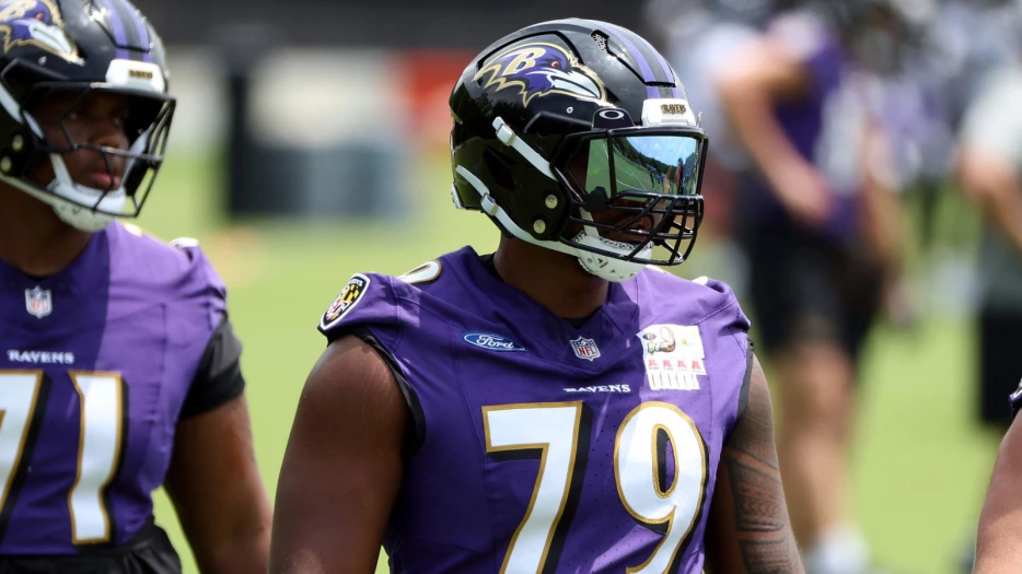 Ravens’ John Harbaugh gives vague Ronnie Stanley injury update after leaving Bengals game