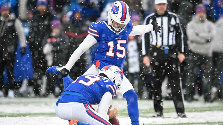 Bills sign veteran kicker after Matthew Prater quad injury