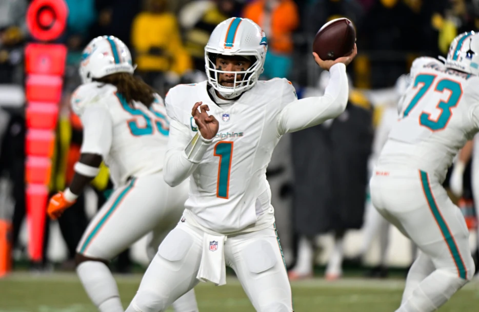 Dolphins Considering Benching Tua Tagovailoa After Embarrassing Performance vs. Steelers