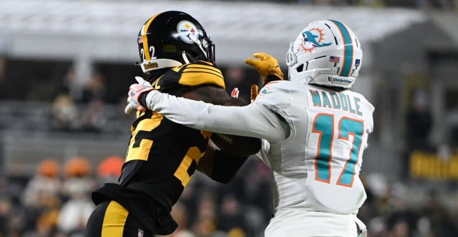 Dolphins freeze up against Steelers – The Splash Zone 12/16/25