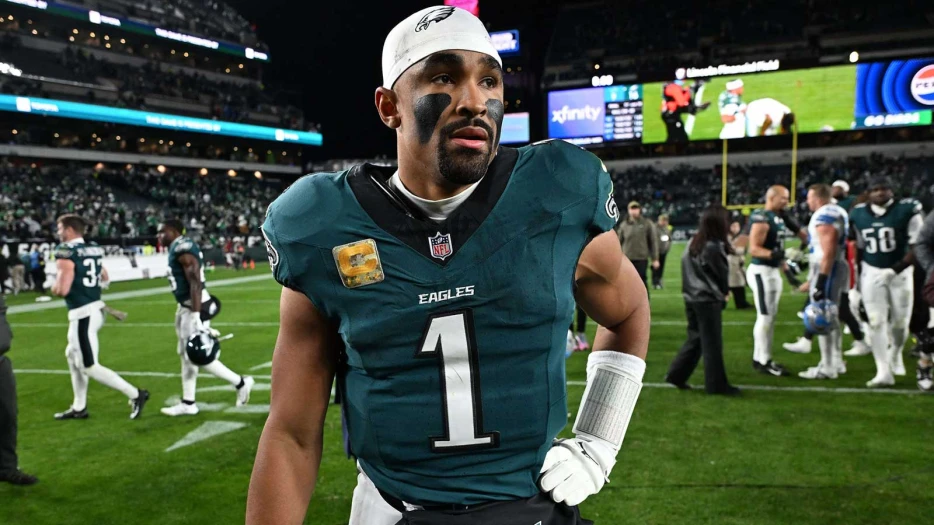 Eagles’ Jalen Hurts shuts down injury concern after Raiders game