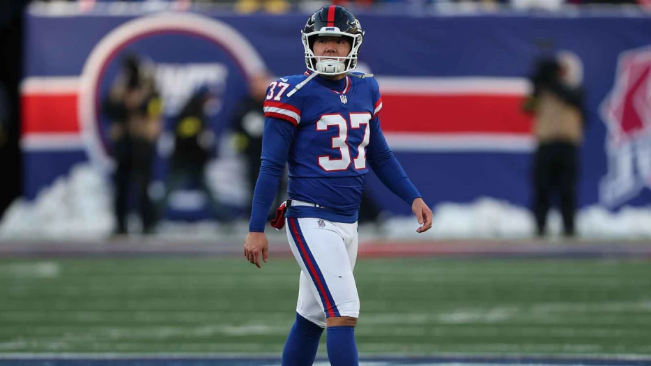 Giants waive Younghoe Koo after 2 misses vs. Commanders