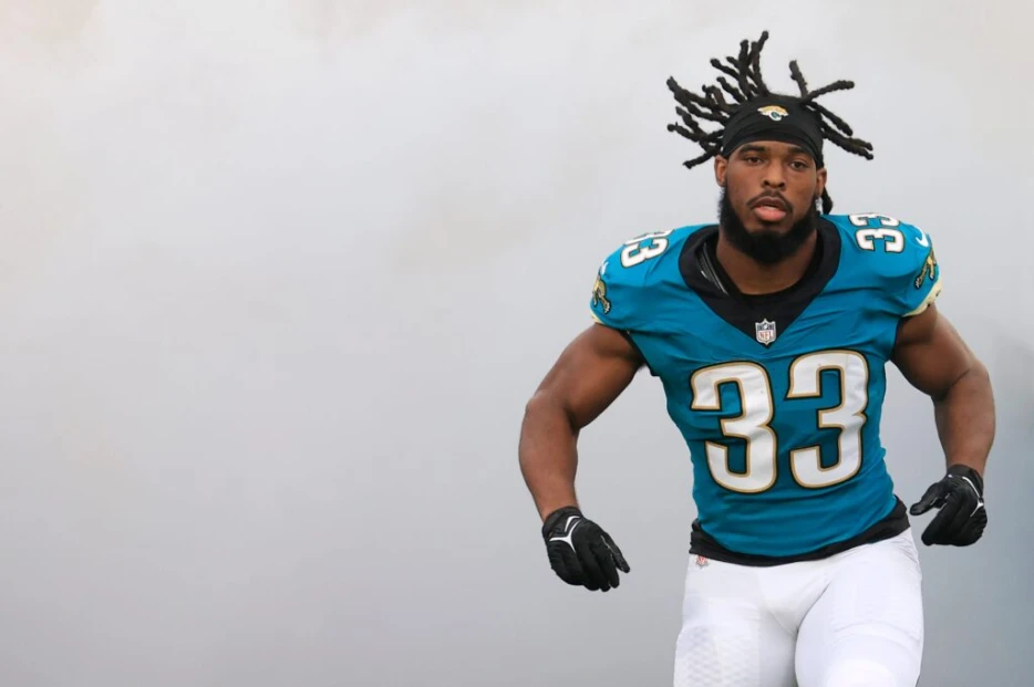 Jaguars RB Bhayshul Tuten To Undergo Surgery On Injured Finger