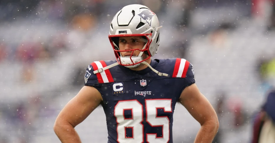 Patriots position grades from loss to Bills in NFL Week 15