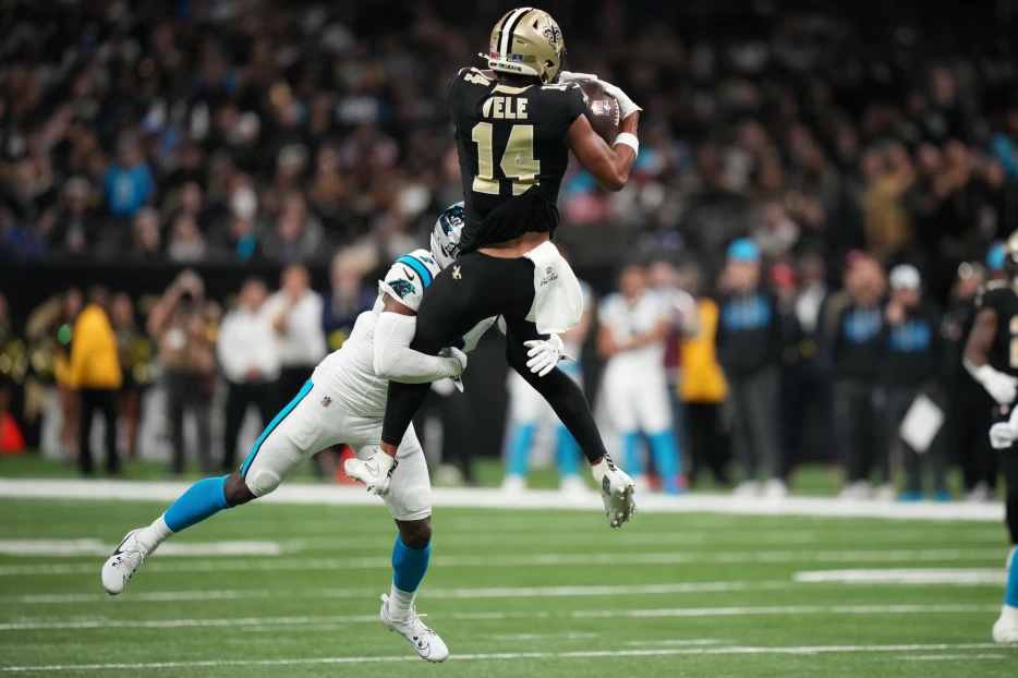 Saints WR Devaughn Vele Week-To-Week With Shoulder Injury