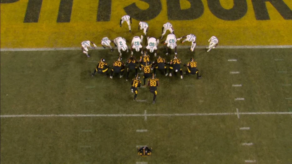 Aaron Rodgers Points Out What Fans Get Wrong About The Tush Push 