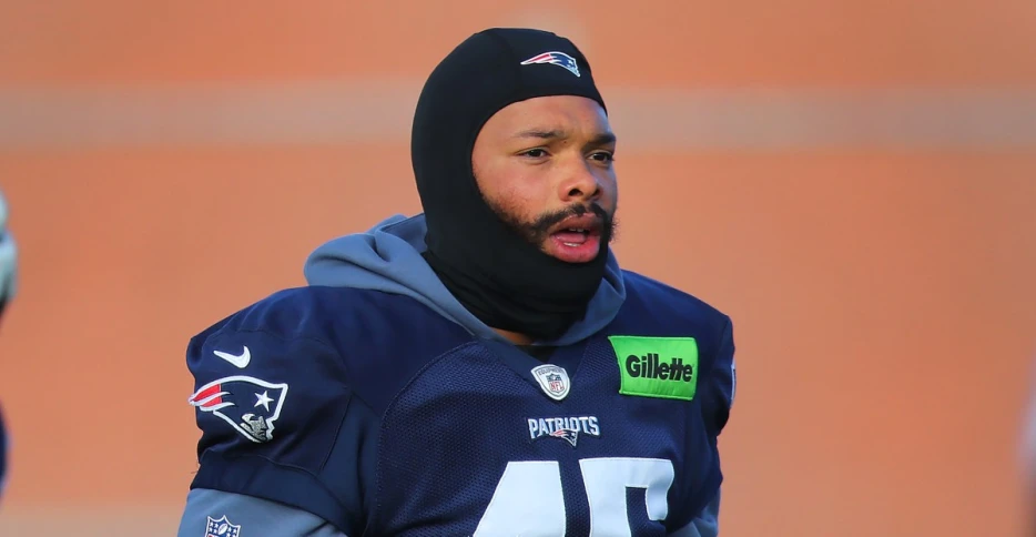 Giants claim linebacker Caleb Murphy off waivers from Patriots