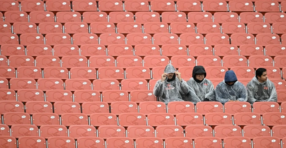 Losing, outside noise, make being a Browns fan oh so tiring