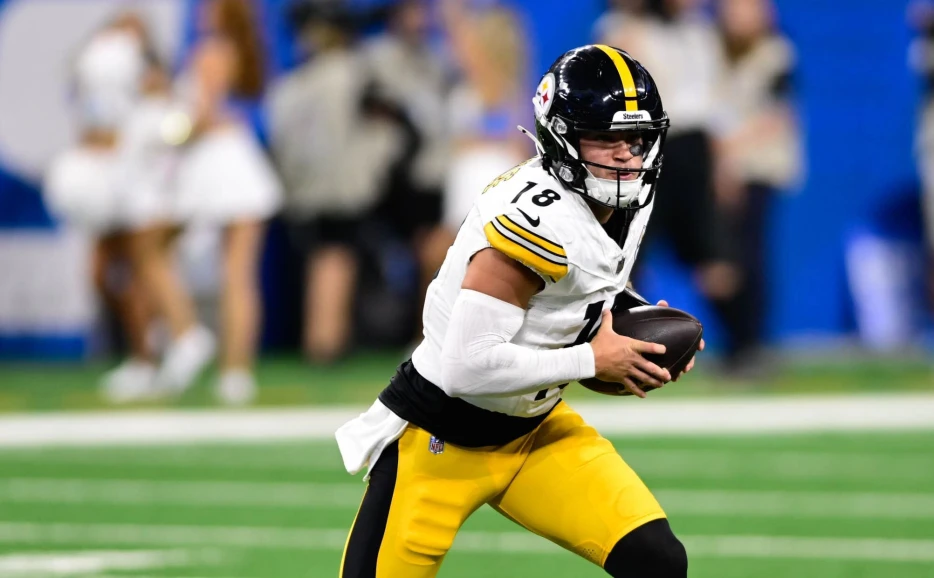 Steelers Quickly Re-Sign Versatile Offensive Weapon