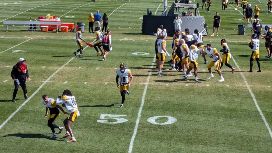 Steelers Re-Sign WR John Rhys Plumlee To Practice Squad One Day After Release