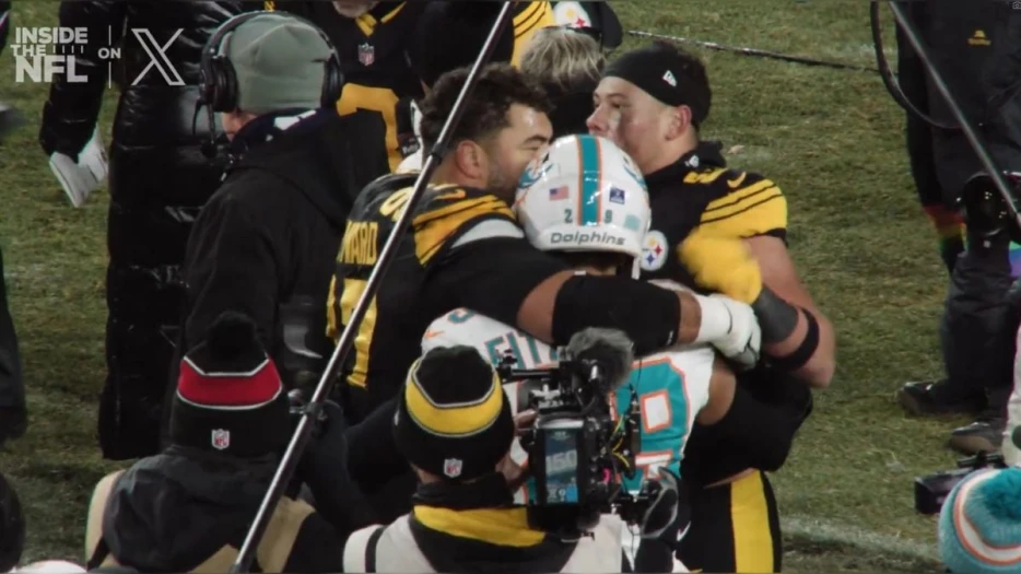 Watch: Video Captures Heartwarming Post-Game Moment Between Minkah Fitzpatrick, Steelers