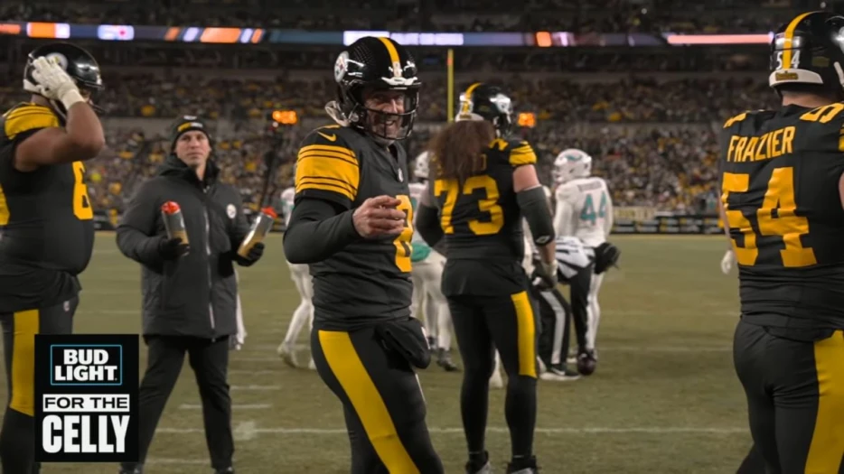 Aaron Rodgers: Steelers ‘Starting To Resemble’ How ‘Good Teams Practice Late In Season’