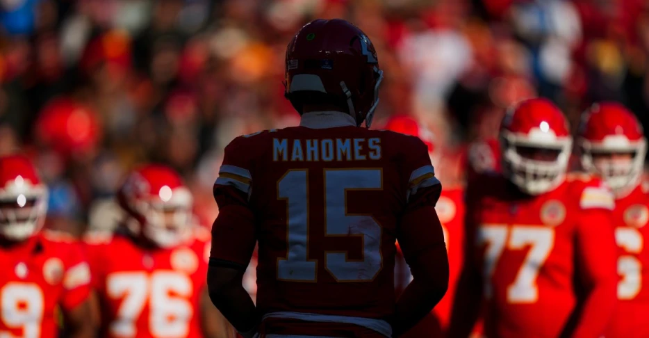 Chiefs put Patrick Mahomes on Reserve/Injured, make  4 other changes