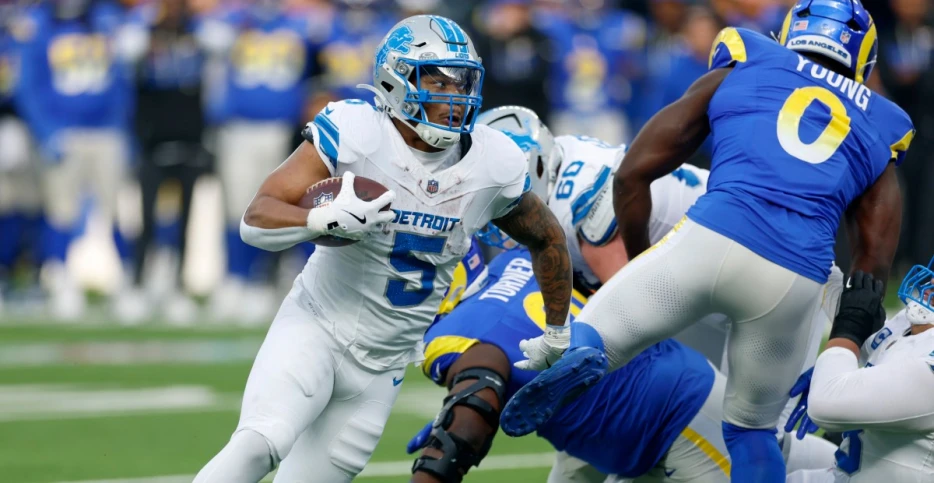 Lions coach Dan Campbell addresses decrease in David Montgomery usage