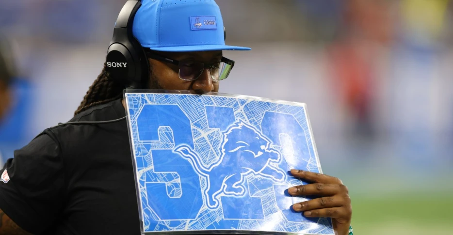 Lions DC Kelvin Sheppard oddly protective about run defense vs. Rams