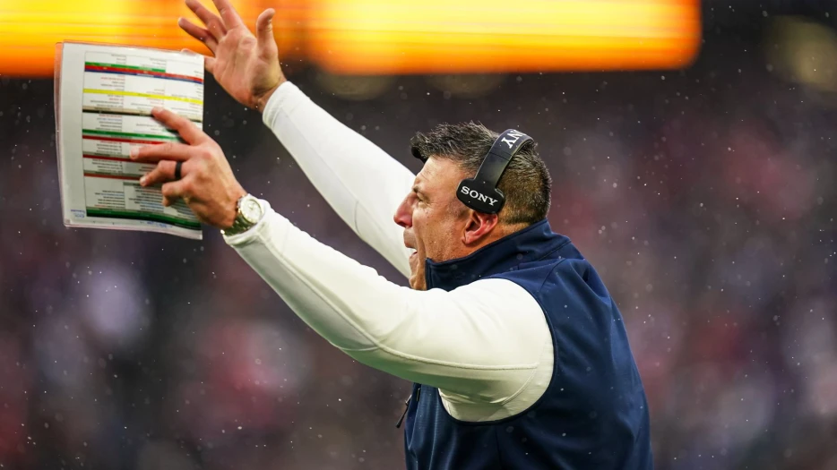 Patriots’ Glaring Weakness Faces Ravens’ Red Flag In Week 16 Matchup