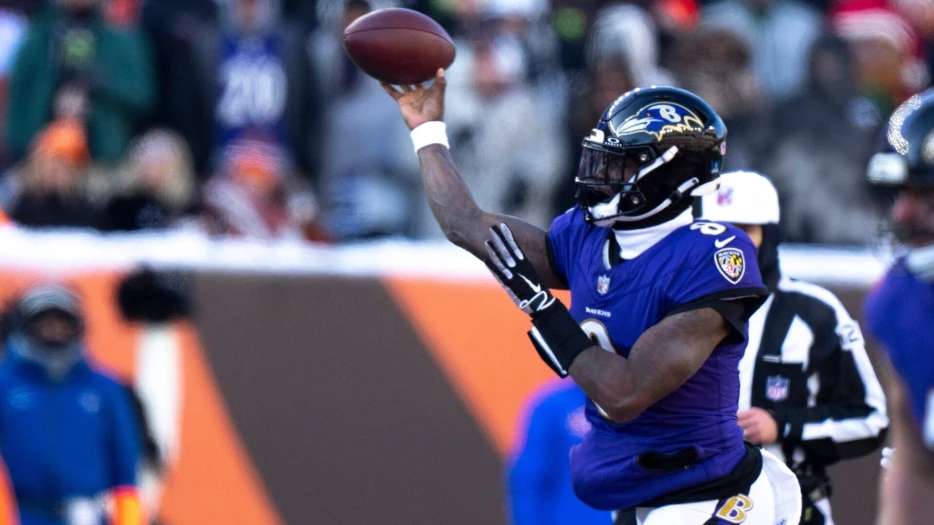 Ravens’ Latest Lamar Jackson Injury Update Will Catch Patriots’ Attention