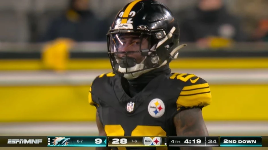 ‘Should Be On That Roster With Double The Money’: Asante Samuel Sr. Hints Miami Passed On Signing His Son