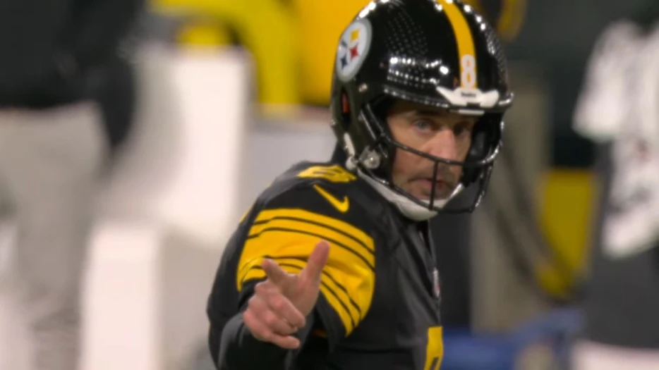 ‘Cooking Right Now’: Aaron Rodgers Continues Rise In QB Rankings