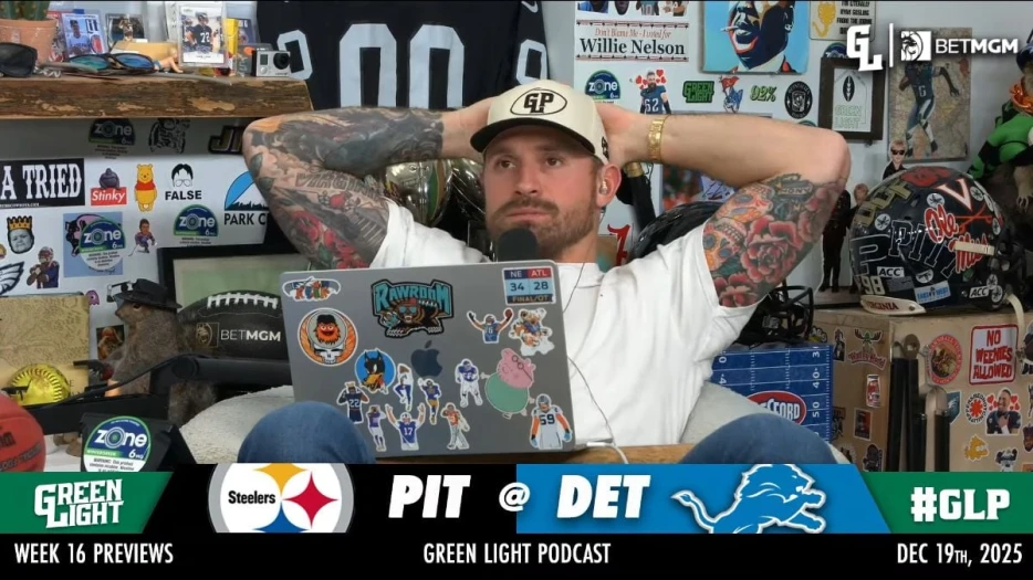 ‘Could Be A Bloodbath’: Chris Long Likes Lions Over ‘Fool’s Gold’ Steelers