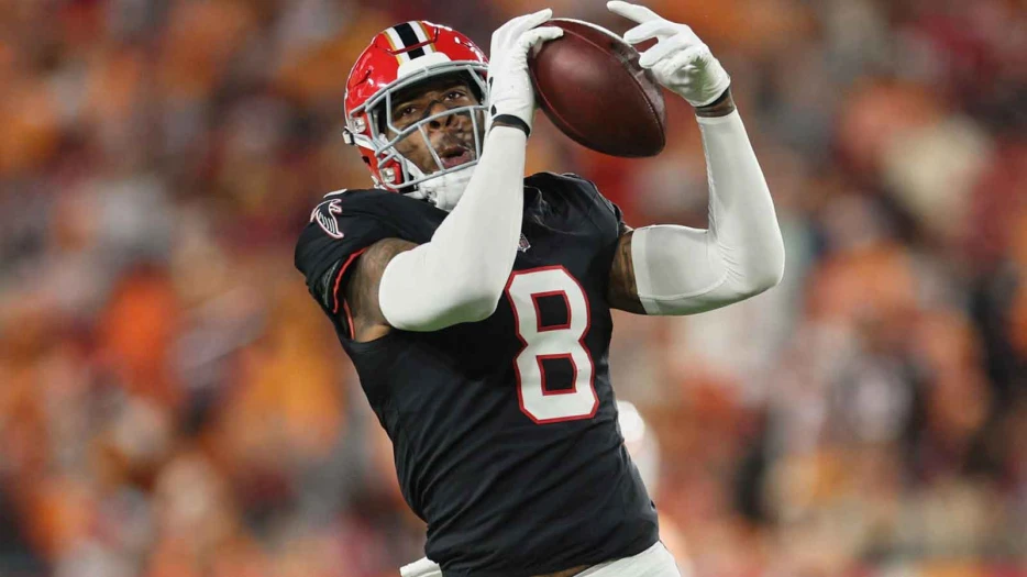 Falcons’ Kyle Pitts pops up on injury report with nagging knee problem