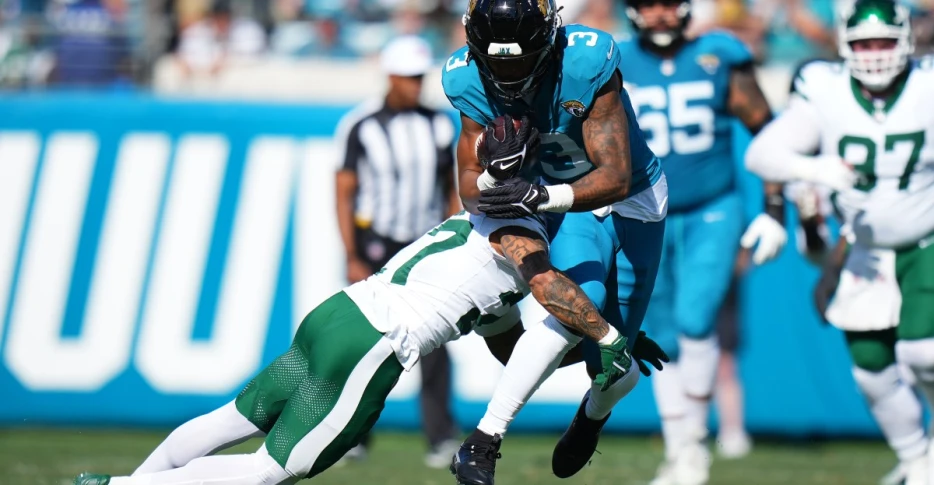 Jakobi Meyers signs extension with the Jacksonville Jaguars