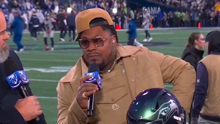 Marshawn Lynch Made Chaotic Appearance On TNF Pregame Show: Had To Be Censored Numerous Times, Cooked Ryan Fitzpatrick